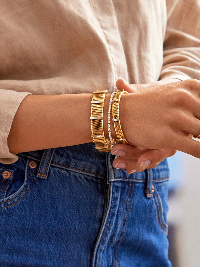 BaubleBar Casey Bracelet Set - Gold - 
    Gold stretch bracelet
  
