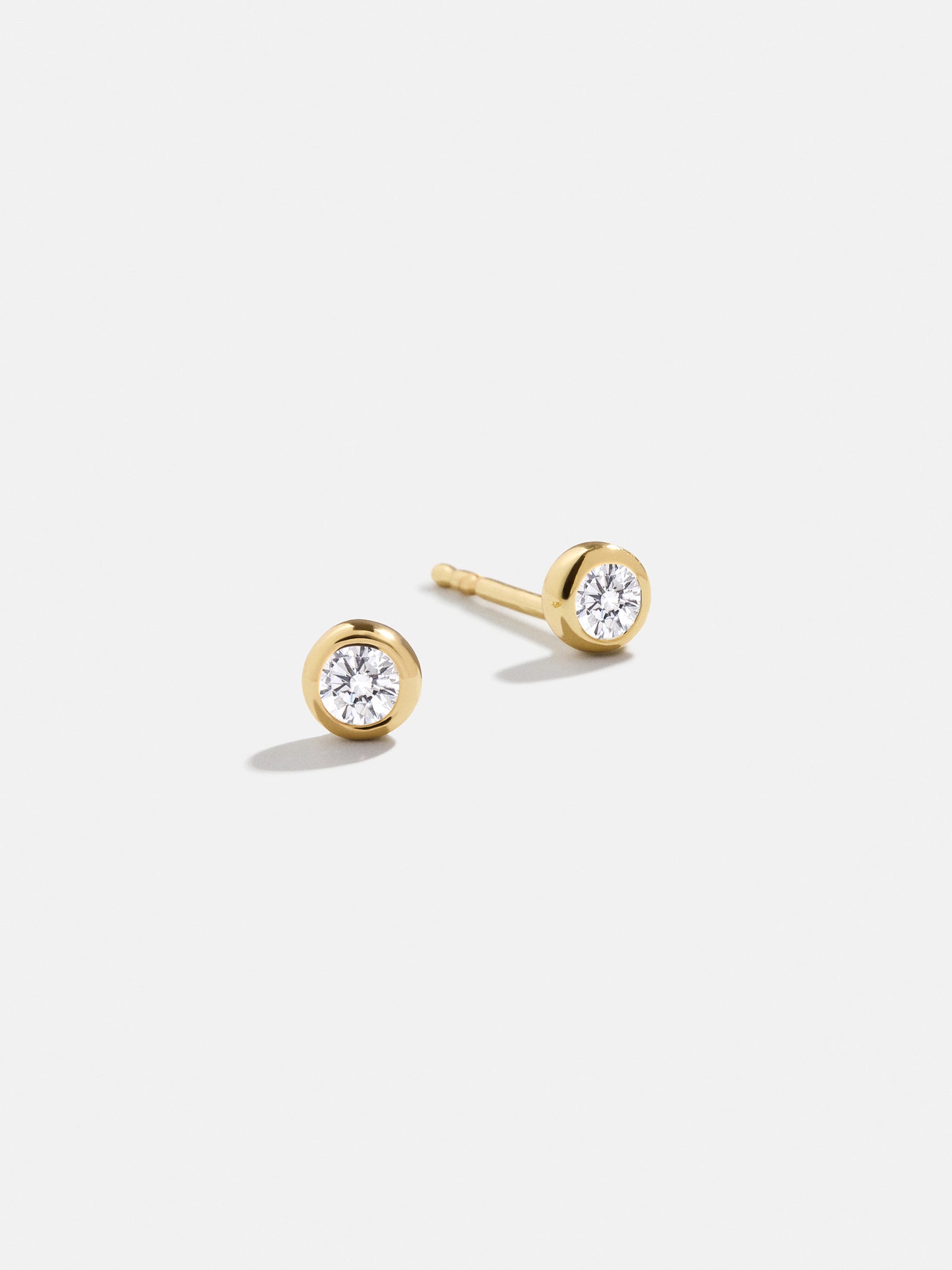 [LLOYD] 10K GOLD☆Teppa Cut Stone Daily Basic Earrings 18K Gold Birthstone Stud Earrings - Crystal – Ends Sunday