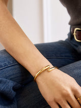 BaubleBar Naomi Wrap Hinge Bangle - Gold -
Gold hinge bangle