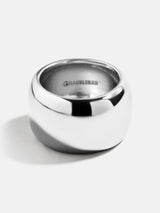 BaubleBar Cleo Ring - Silver -
Silver oversized ring