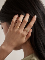 BaubleBar Halle Seashell Ring - Gold/Pavé -
Pavé shell ring