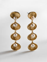 BaubleBar Calypso Seashell Earrings - Gold/Pearl -
Gold statement earrings with pearls