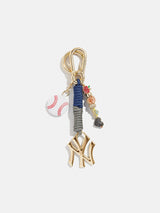 BaubleBar MLB Paracord Bag Charm - New York Yankees -
New York Yankees bag charm