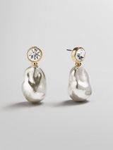 BaubleBar Elizabeth Pearl Earrings - Pearl -
Baroque pearl earrings