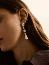 BaubleBar Beatrice Baroque Pearl Earrings - Pearl -
Pearl drop earrings