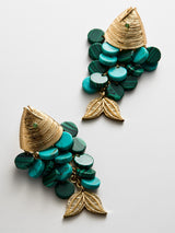 BaubleBar Ripple Effect Fish Earrings - Gold/Malachite -
Fish statement earrings