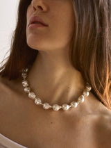 BaubleBar Teagan Pearl Necklace - White -
Chunky collar necklace