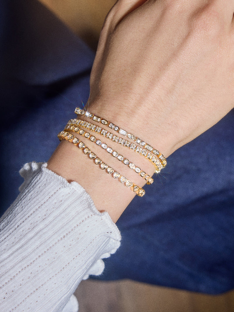 BaubleBar Kayden Pull Tie Bracelet - Small Mixed Stones - 
    Adjustable bracelet with multi-shaped glass stones 
  
