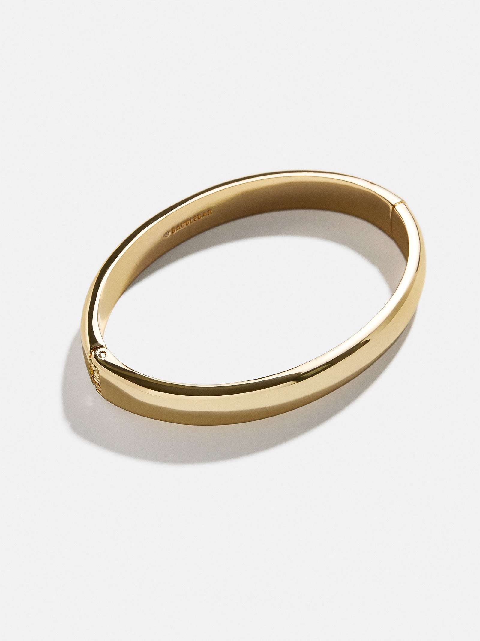 Nadia Classic Hinge Bangle - Classic Thick Gold – Limited Time