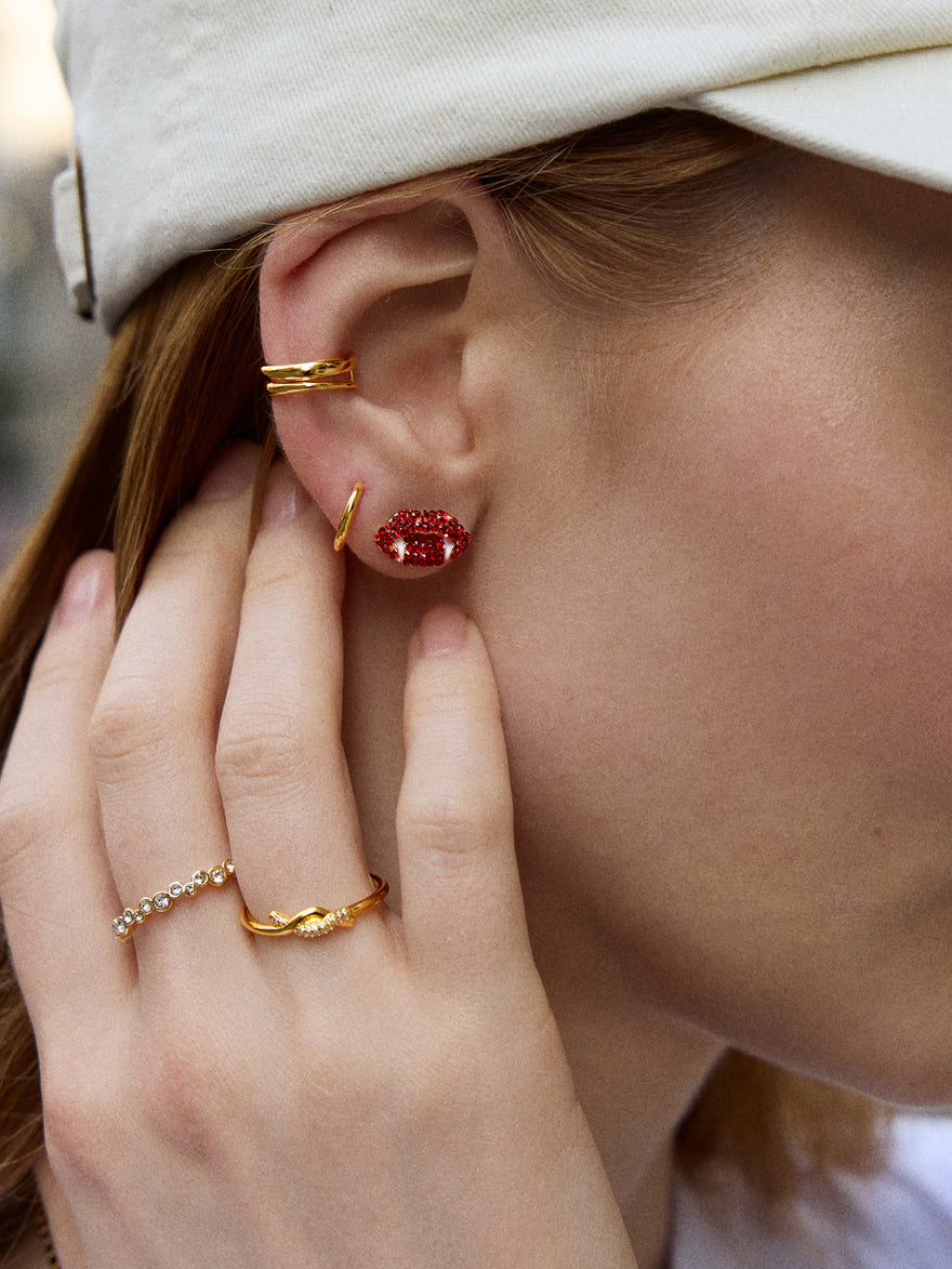 Love At First Bite Stud Earrings - Vampire Lips