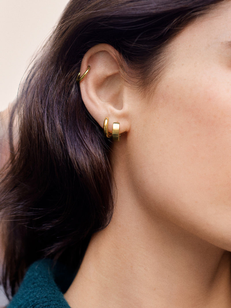 BaubleBar Maris Waterproof Earring Set - Gold - 
    Set of three waterproof earrings
  
