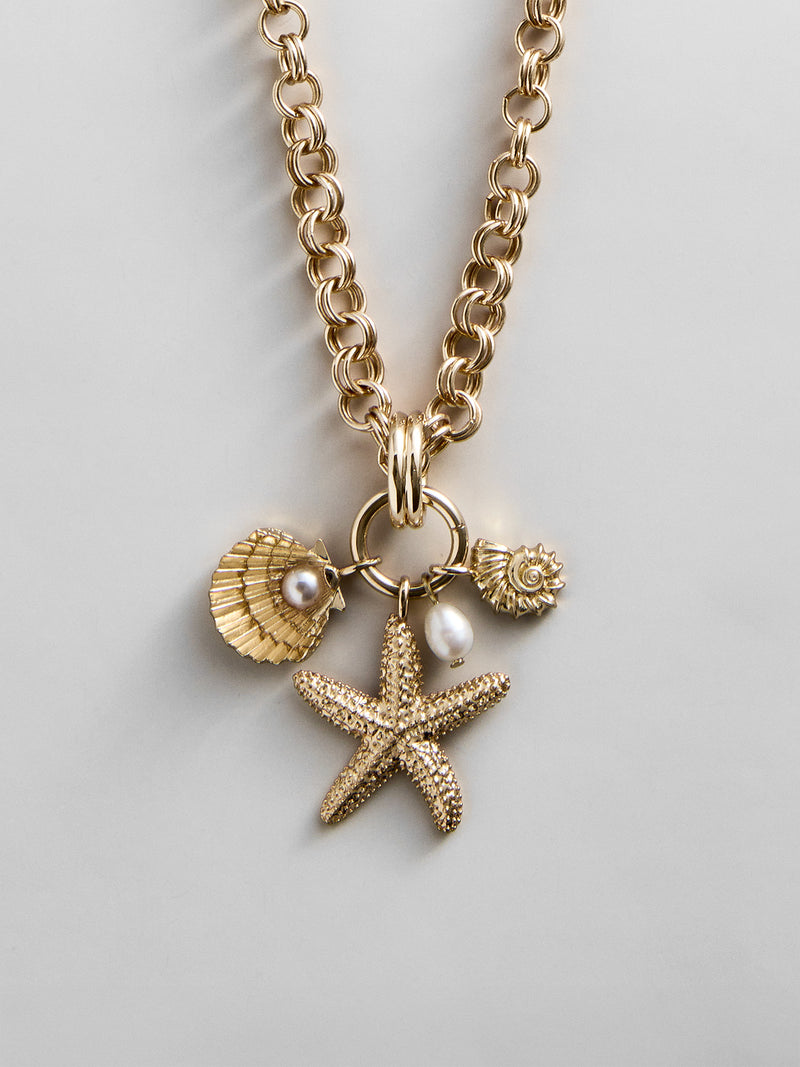 Isla Charm Necklace - Gold/Pearl