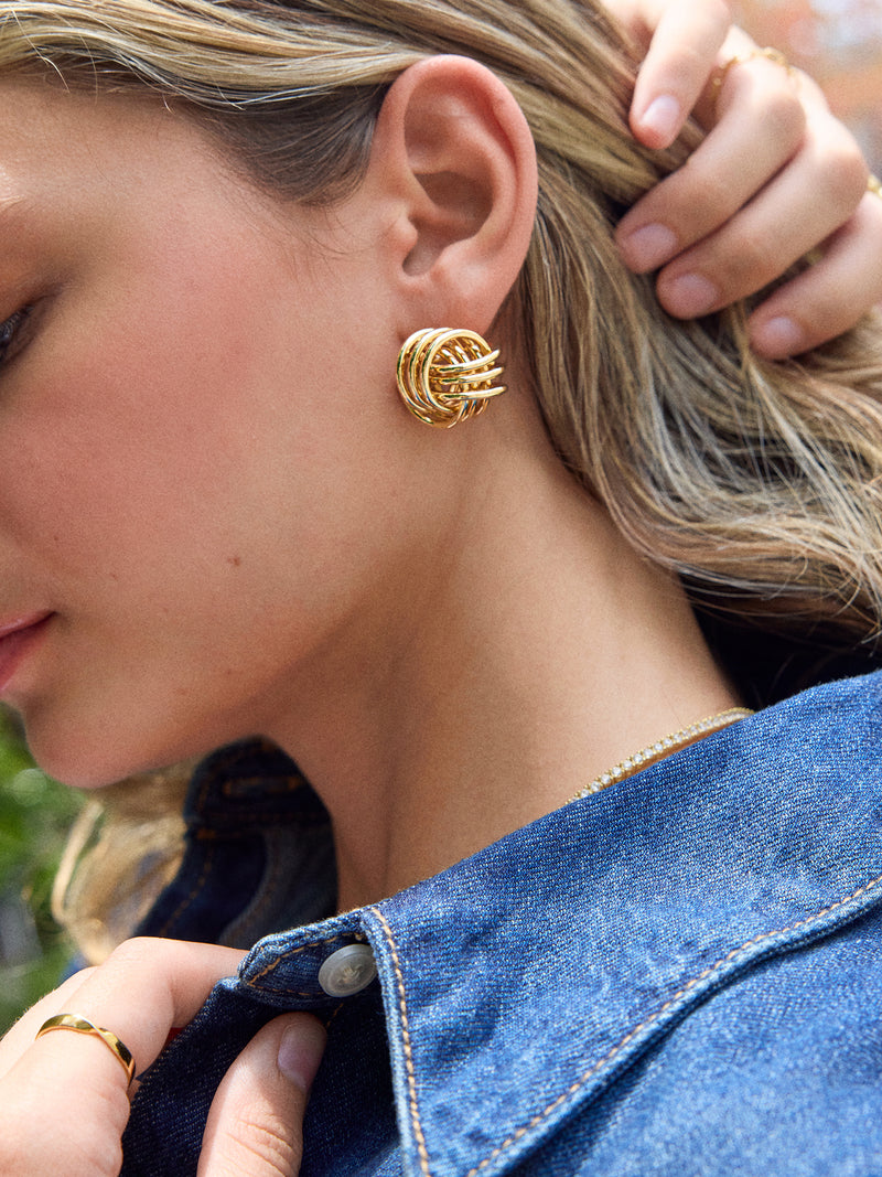 BaubleBar Lennox Gold Knot Earrings - Gold - 
    Stud earrings 
  

