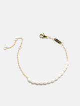 BaubleBar Barbra 18K Gold Pearl Bracelet - Gold/Pearl - 
    Gold chain for stacking
  
