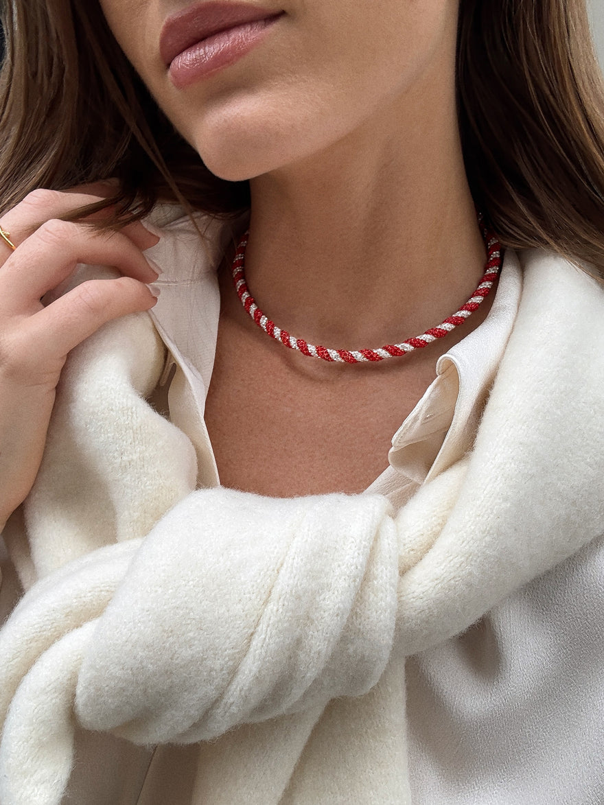 Mint Condition Collar Necklace - Red/White