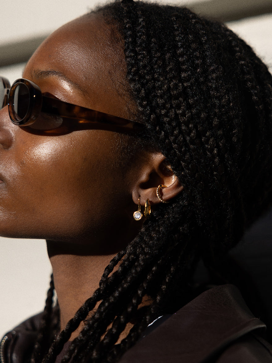 Mini Fallon 18K Gold Bezel Earrings - 8MM Stone