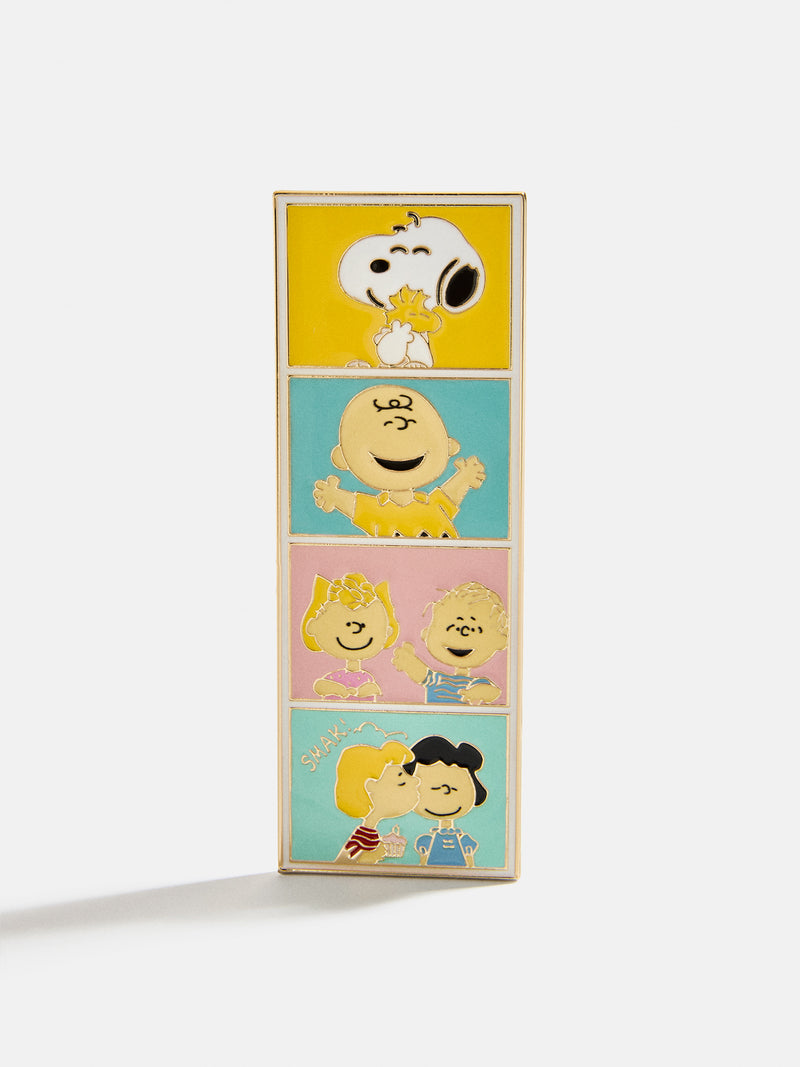 Peanuts Collectible Photo Booth Pin - Peanuts Photo Booth Pin