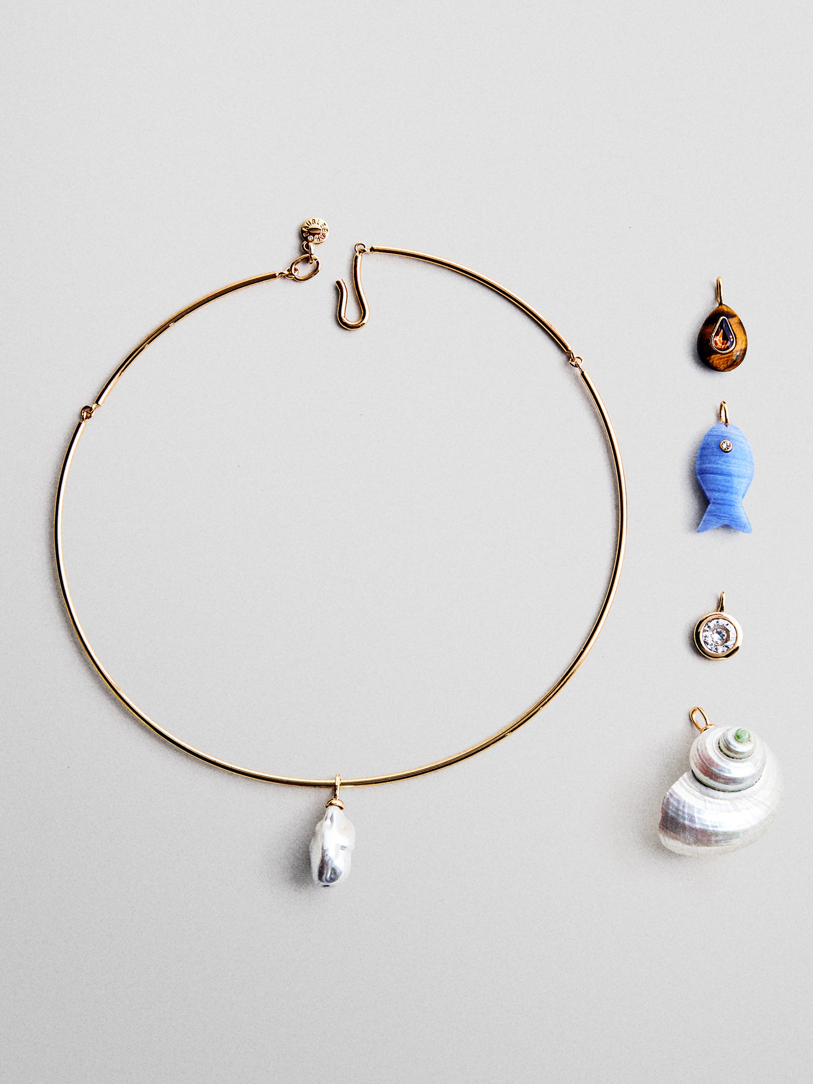 Kacey Removable Charm Collar Necklace - Gold/Pearl