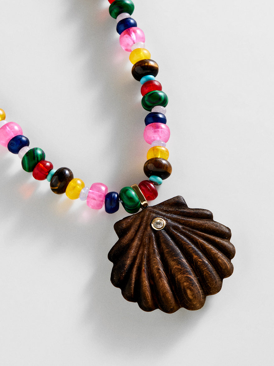 Sun Drift Semi-Precious Pendant Necklace - Seashell