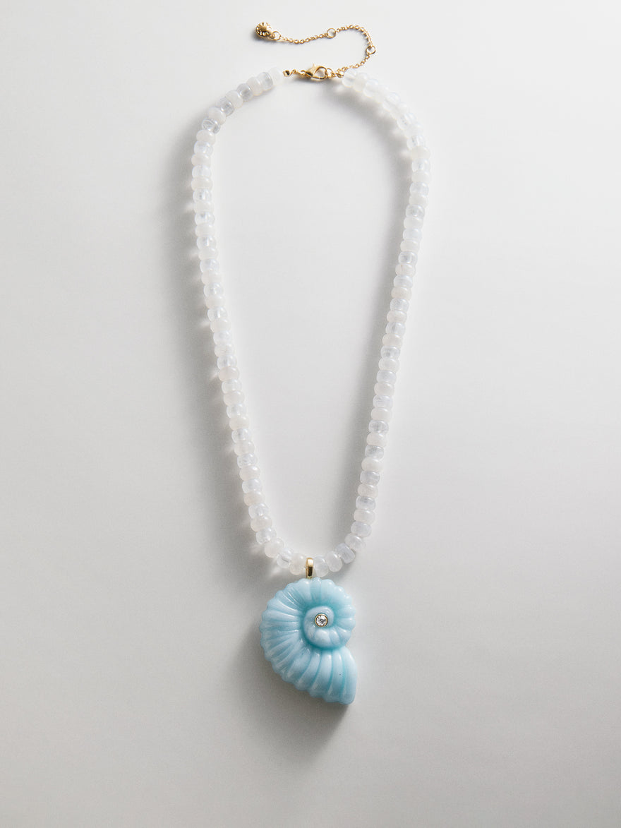 Sun Drift Semi-Precious Pendant Necklace - Spiral Shell