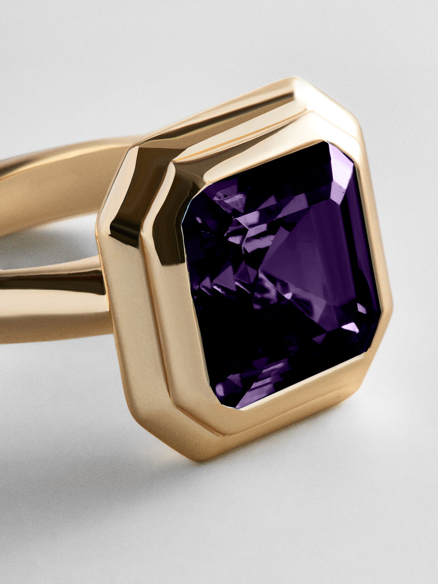 variant:Faceted Square