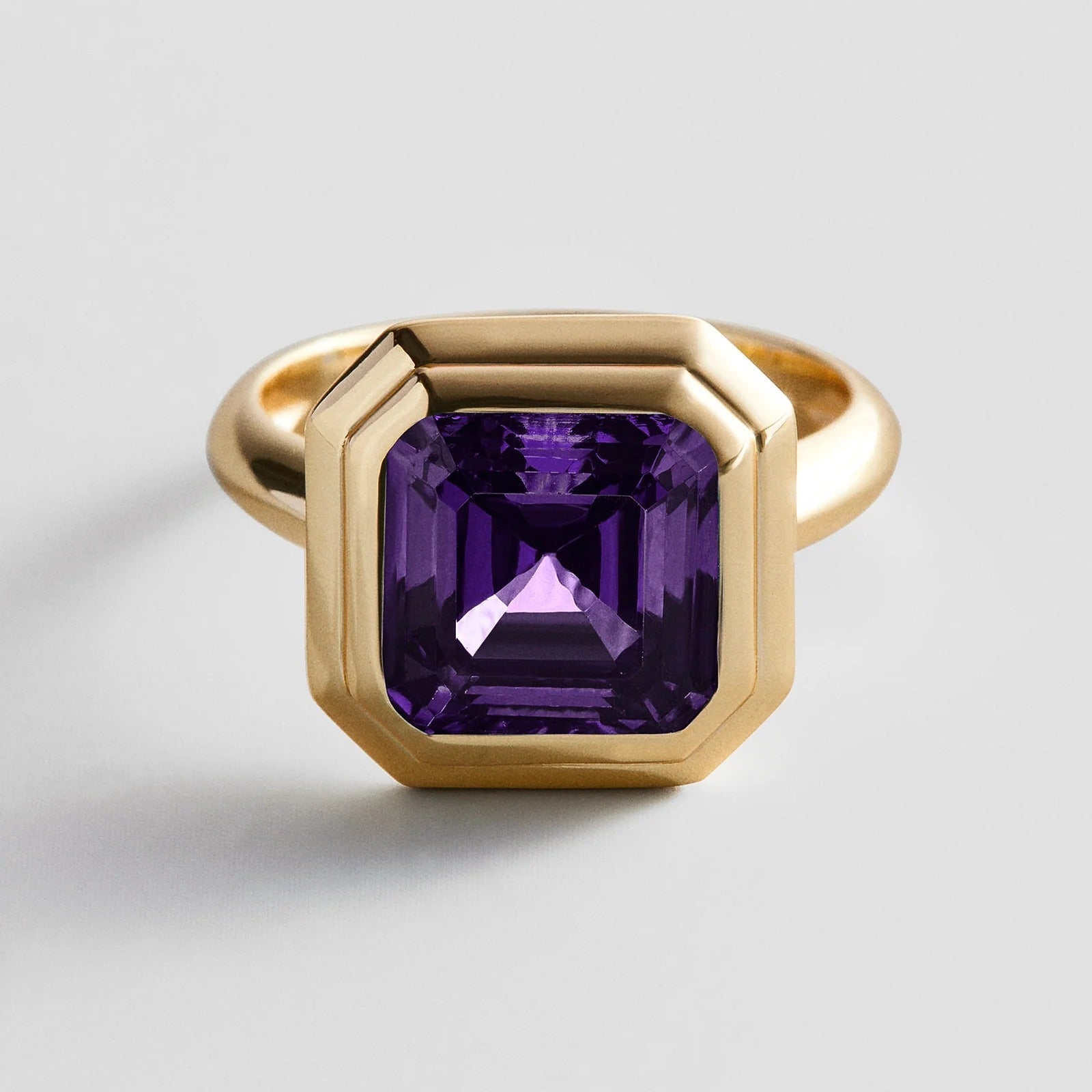 variant:Faceted Square