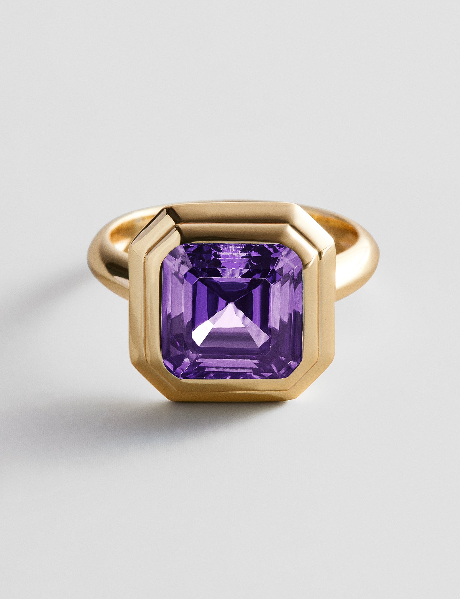 variant:Faceted Square