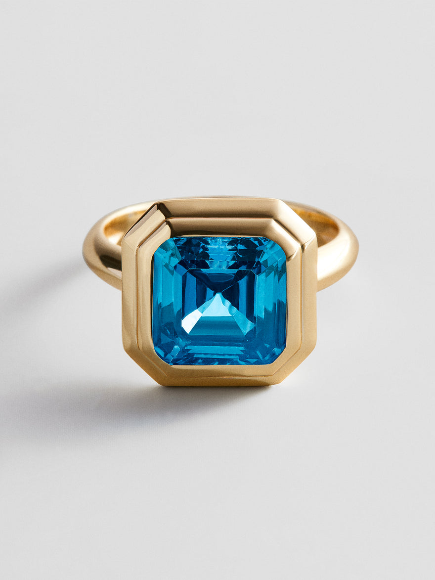 variant:Faceted Square