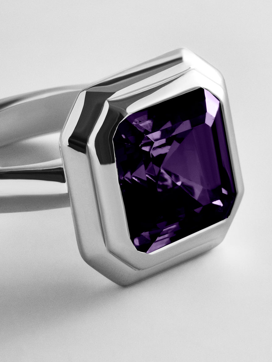variant:Faceted Square