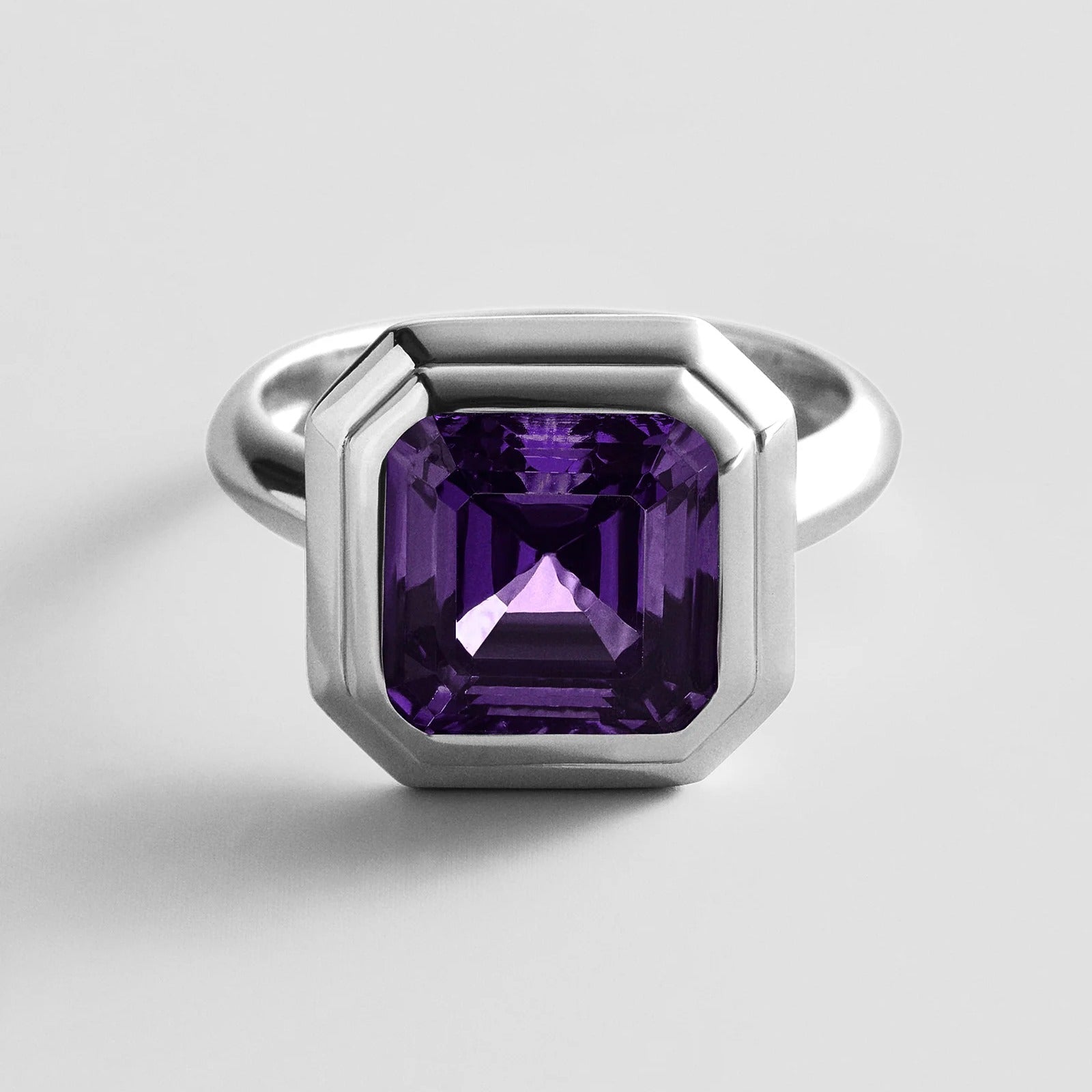 variant:Faceted Square