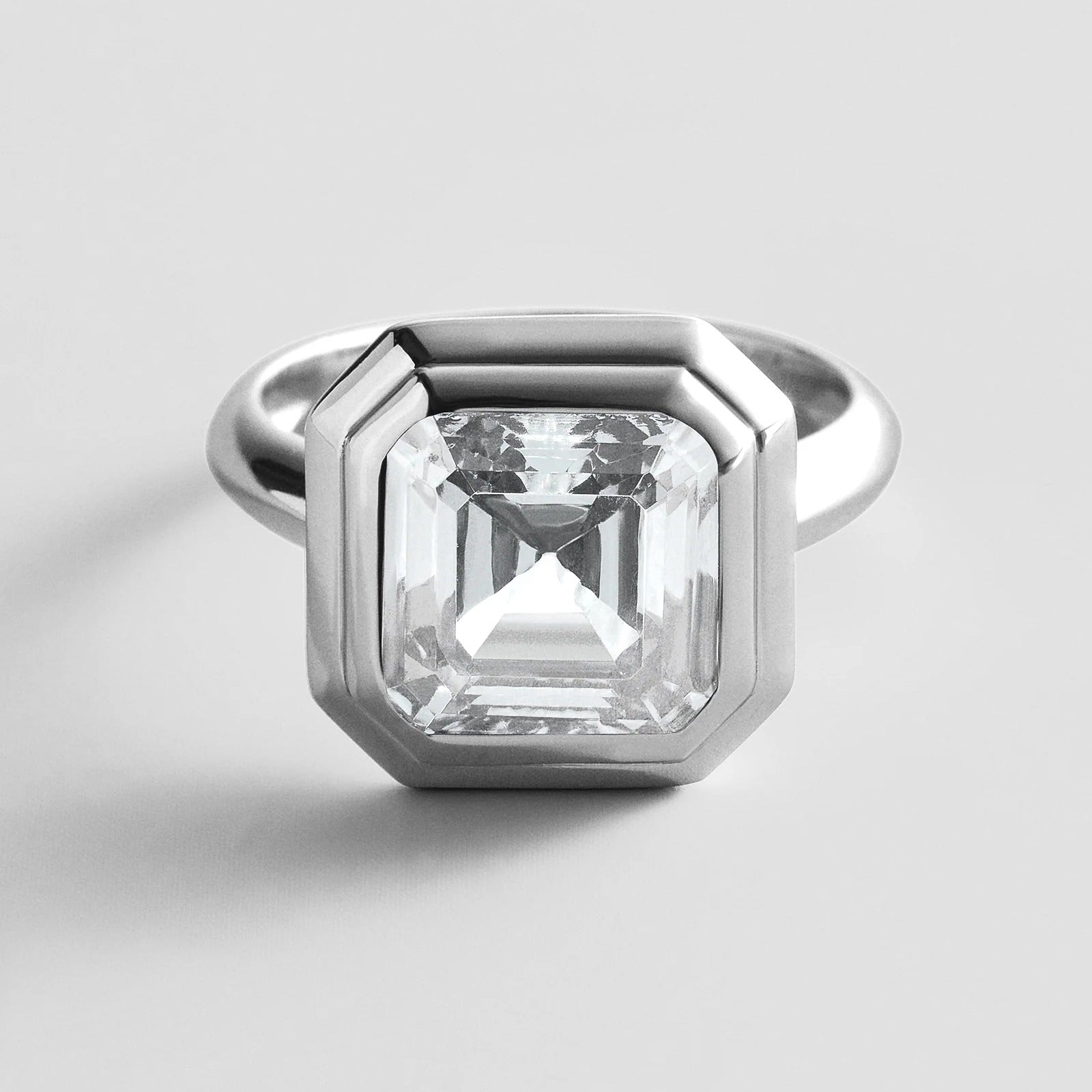 variant:Faceted Square