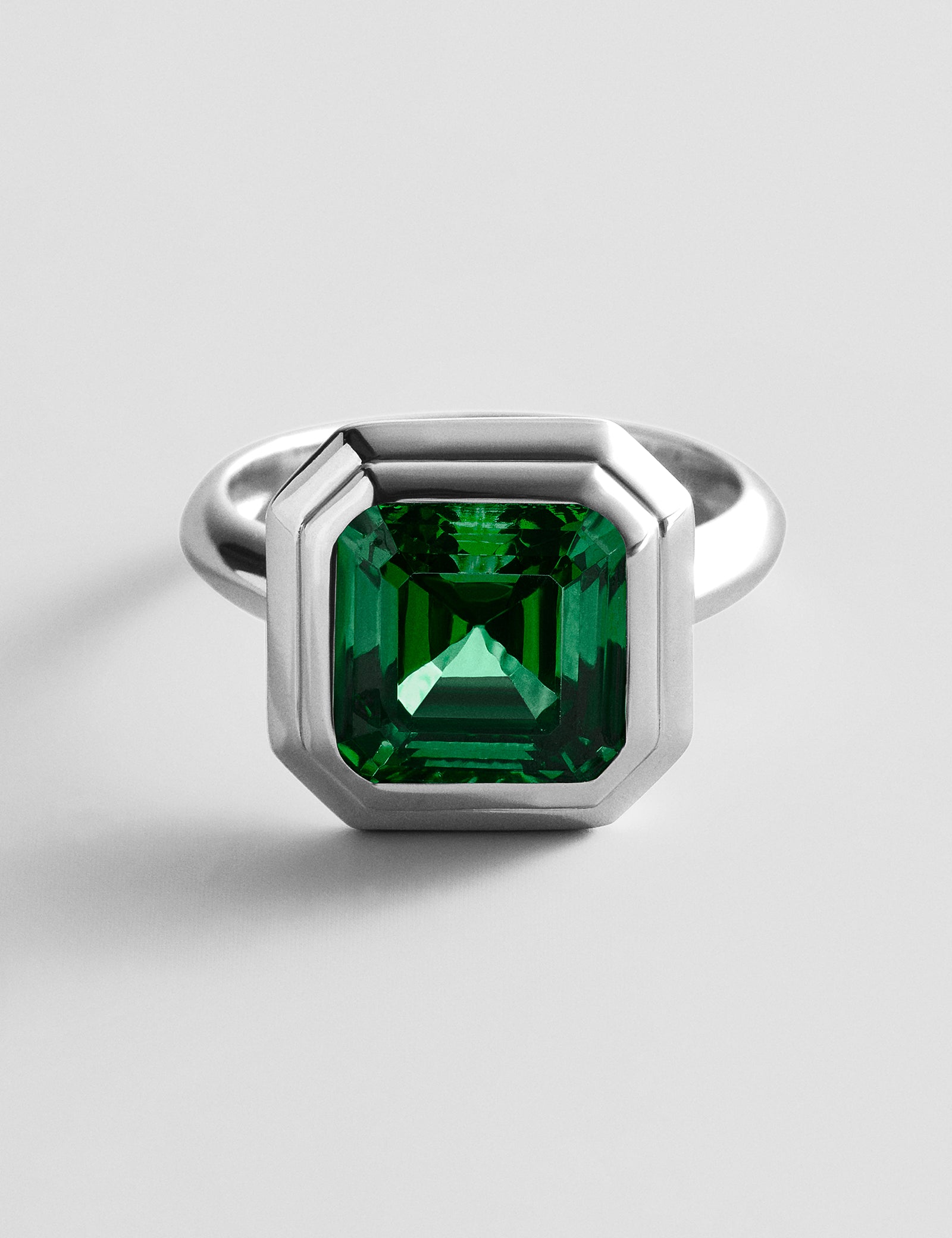 variant:Faceted Square
