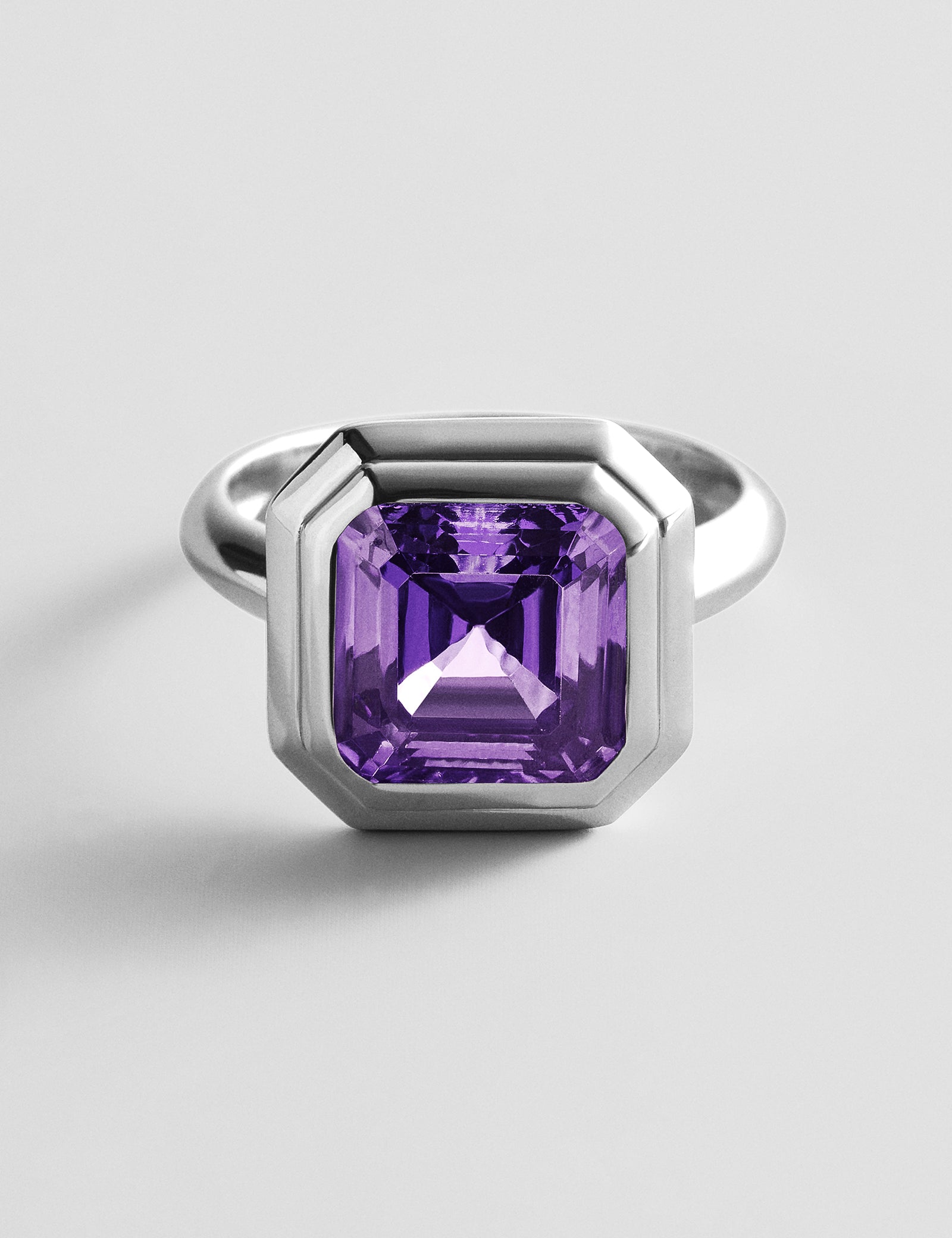 variant:Faceted Square