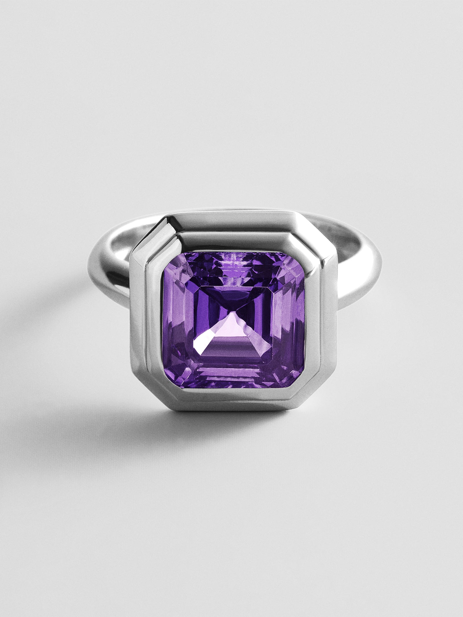 variant:Faceted Square