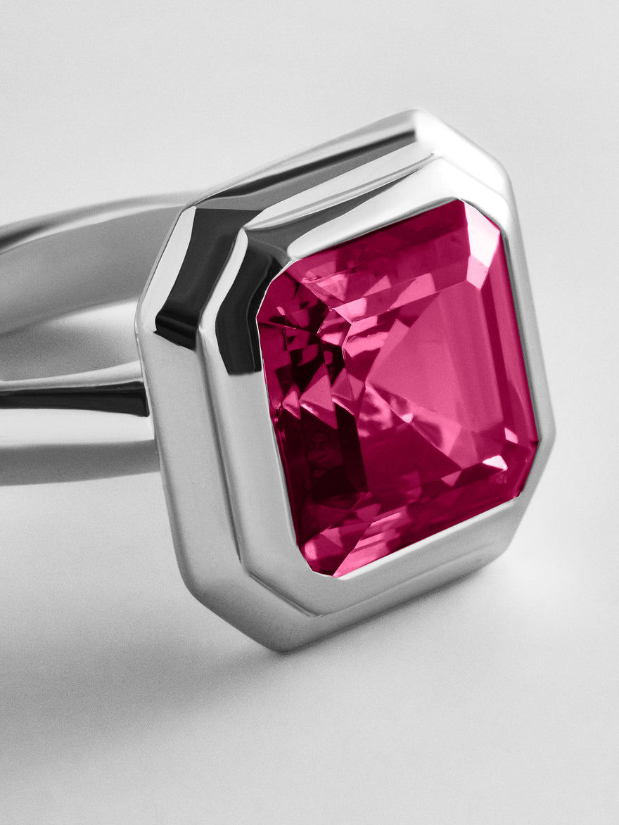 variant:Faceted Square
