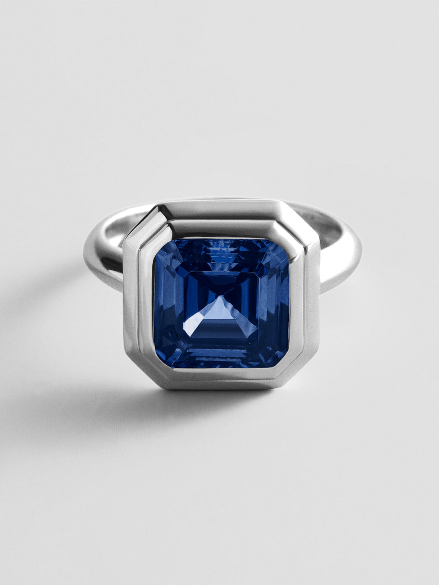 variant:Faceted Square
