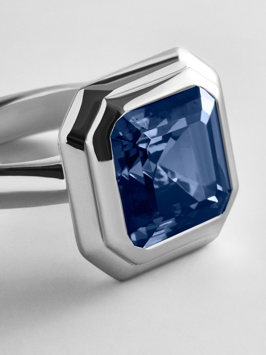 variant:Faceted Square