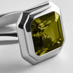 variant:Faceted Square