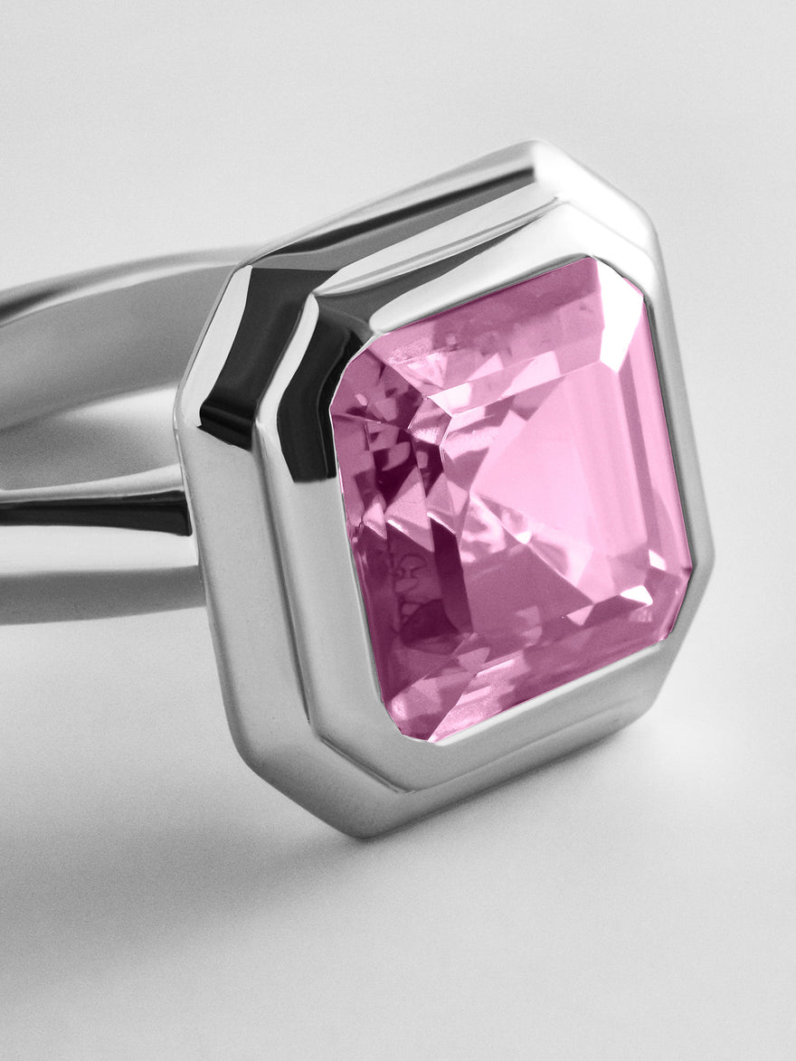 variant:Faceted Square