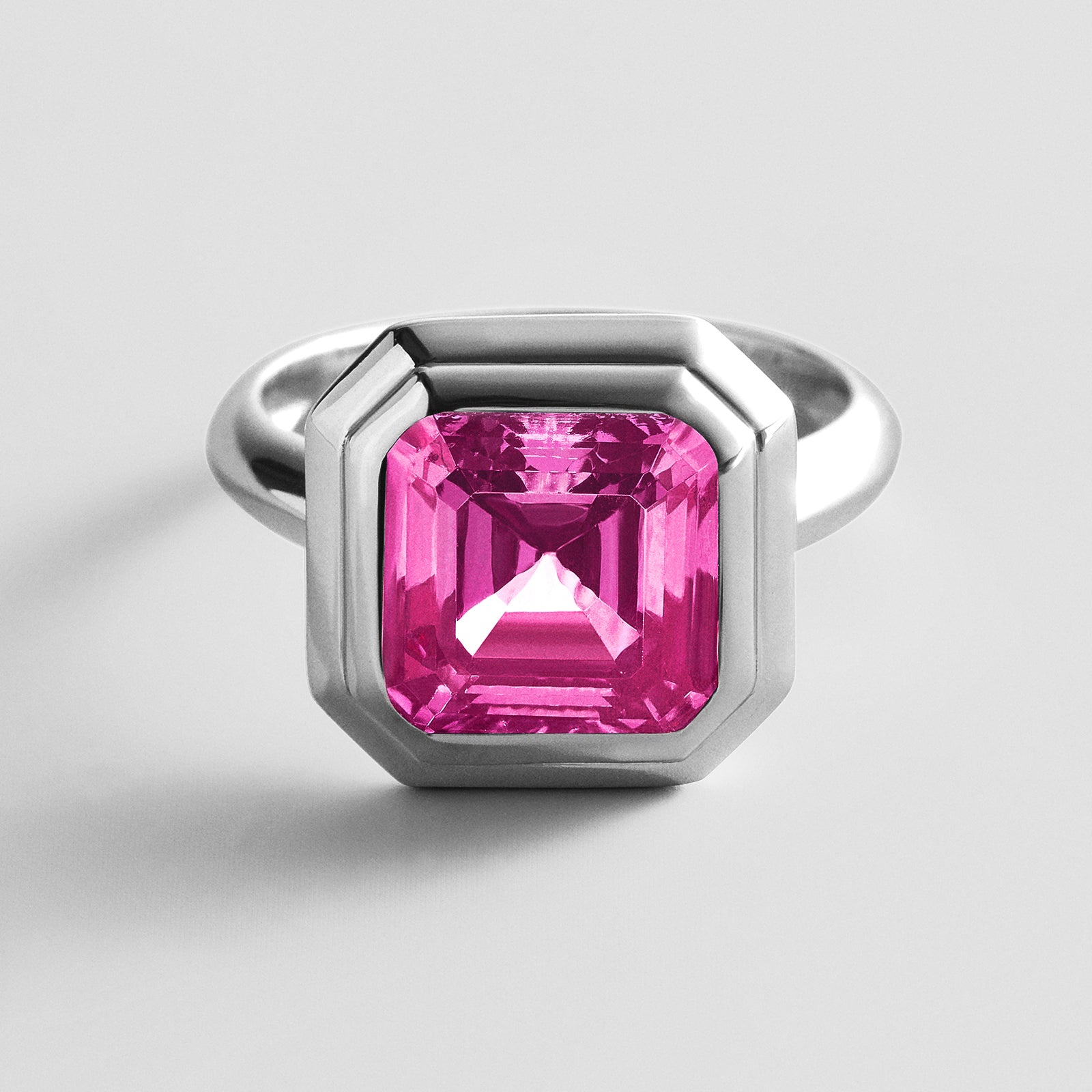 variant:Faceted Square