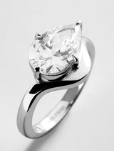 BaubleBar Crystal - 
    Statement ring 
  
