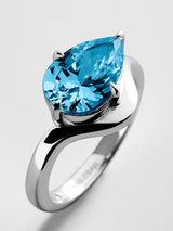 BaubleBar Blue Zircon - 
    Statement ring 
  
