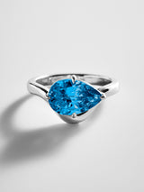BaubleBar Blue Zircon - 
    Statement ring 
  
