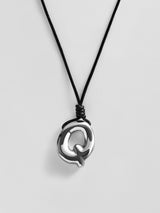 BaubleBar Q - 
    Custom letter necklace
  
