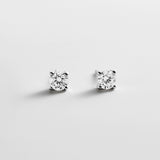 variant:Cubic Zirconia|Medium