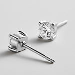 variant:Cubic Zirconia|Medium