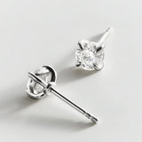 variant:Moissanite|Medium