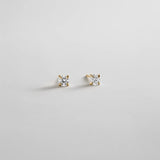 variant:Moissanite|
Medium