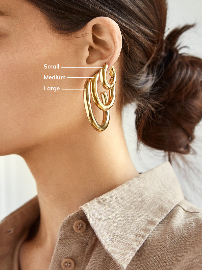 BaubleBar Dalilah Hoops - Small - Gold - Lightweight tube hoop earrings