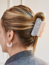 BaubleBar Becka Claw Clip - Hair clip